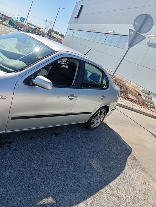 Vende se seat toledo ano 2002