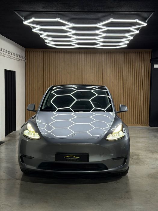 Tesla Model Y Long Range Tração Integral foto 2