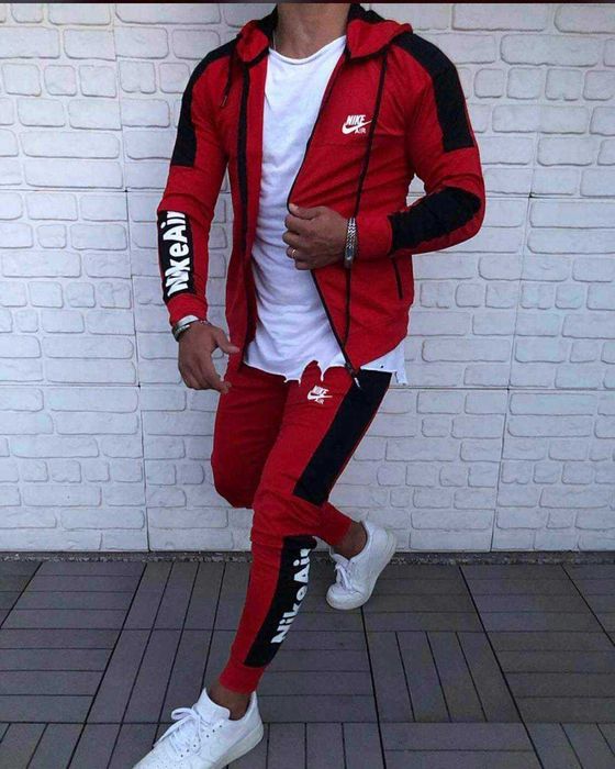 Sprzedam komplet dresowy męski