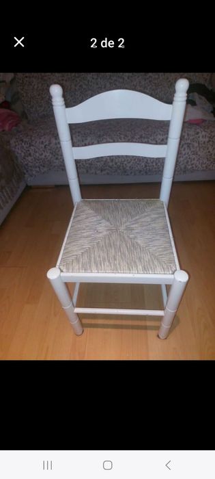 Conjucto de cozinha de mesa  4 cadeiiras  70€