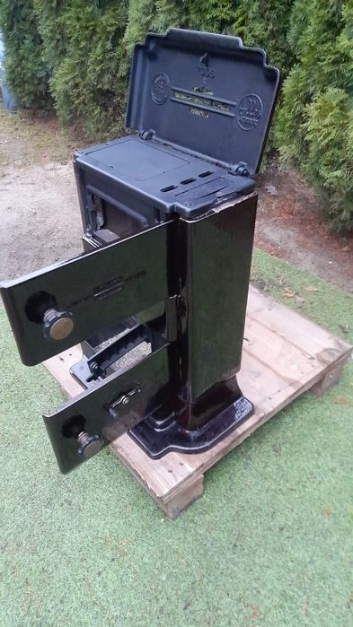 Piec koza kominek żeliwny szamot emaliowany buderus