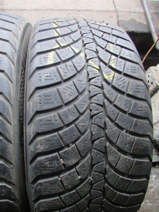 Зимние шины 235/50/R17 Kumho WinterCraft