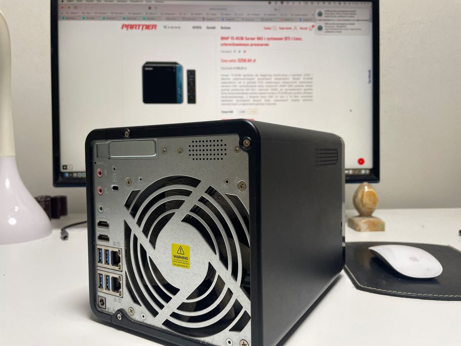 Serwer NAS QNAP TS-453 B + HDD 8TB + 2TB +