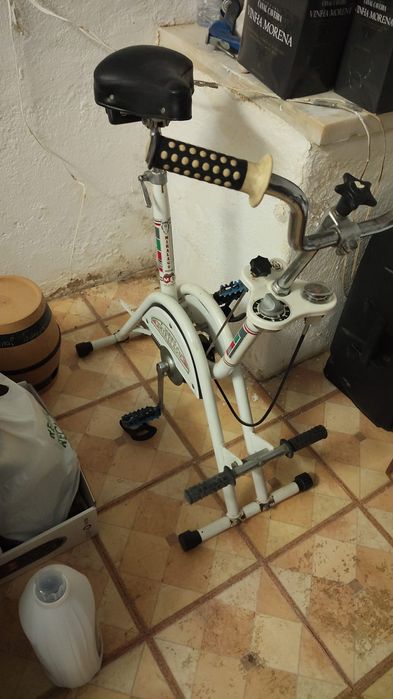 Vende-se bicicleta Elitica para desocupar