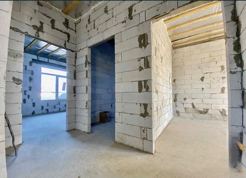 Власник продам будинок 100 квадратів 100000уо