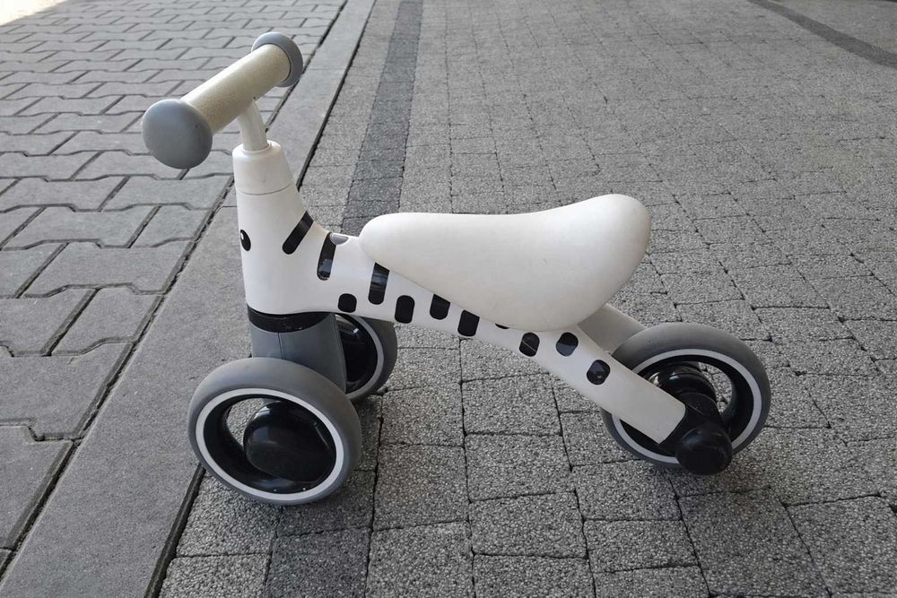 Rowerek biegowy / jeździk "Zebra"