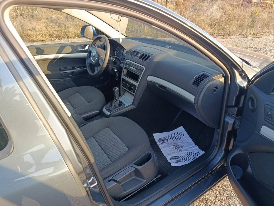 Skoda Octavia 2010 VIN TMBHJ61Z6A2126868 фото оголошення 13 з 15