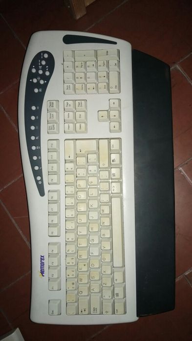 Two keyboards with multiple functions.426430765602580481