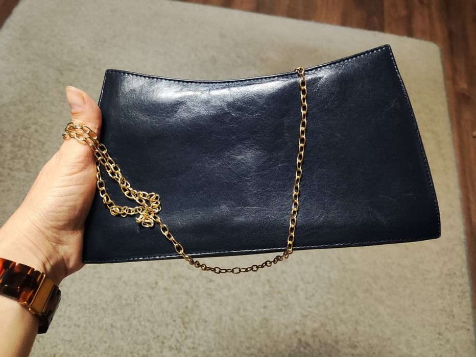 Клатч з золотим ланцюжком