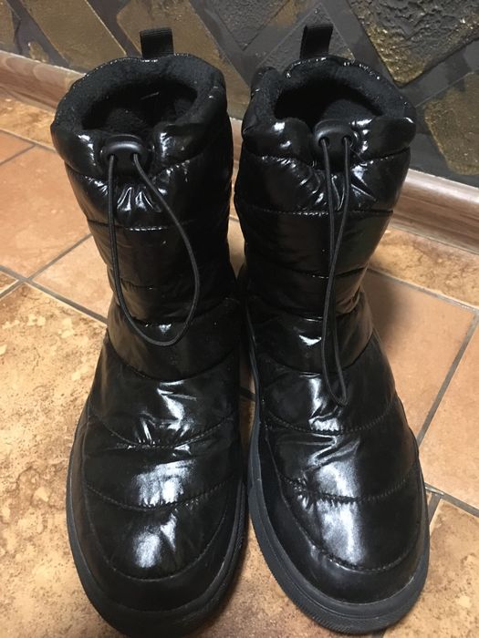 Стильні жіночі ботики