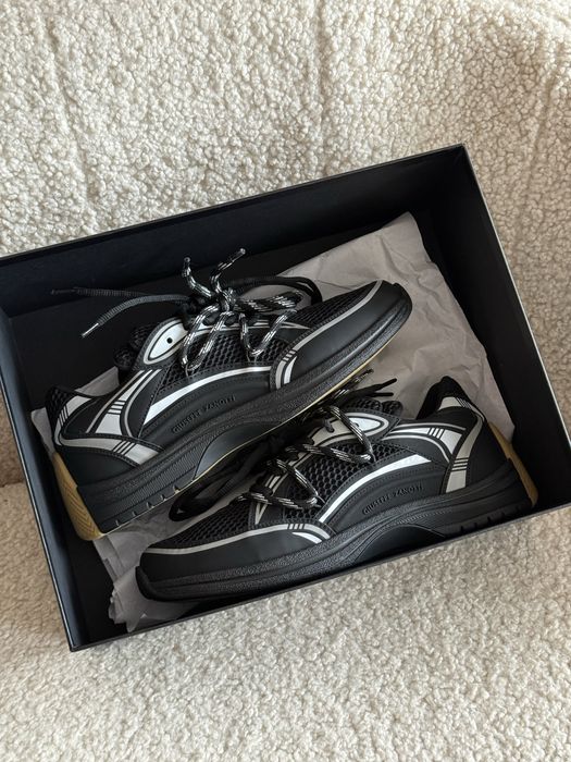 Кросівки чоловічі Giuseppe Zanotti 42р