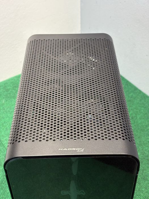 PC Gaming Intel i5 8600K | RTX 2060 6GB | 16GB DDR4 | M.2 Nvme 250GB