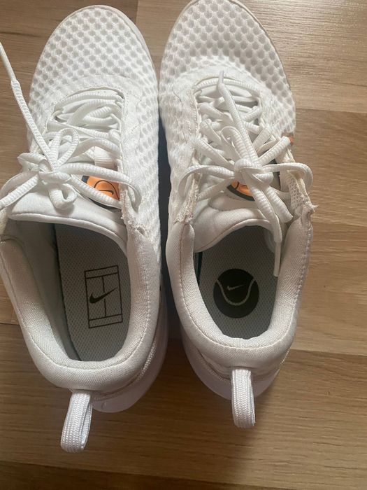 Кросівки жіночі nike court pro zoom