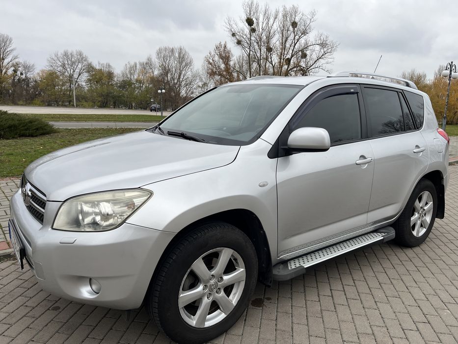 Продам Toyota RAV4 2007 року