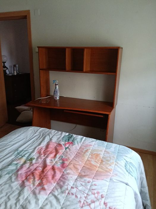 Quarto para alugar na cruz de pau perto da estação de comboios Fertagu