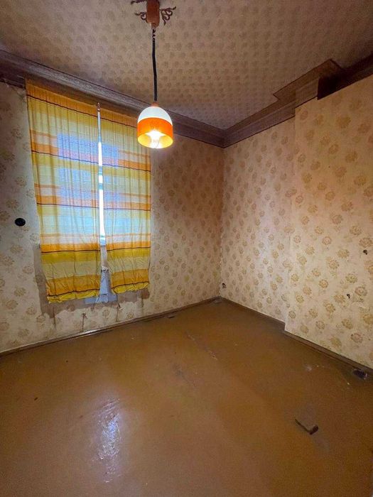 Продам ровный участок и 3 к дом под ремонт Таромское