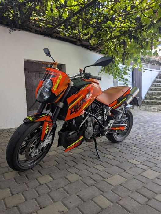 КТМ супер дюк 990