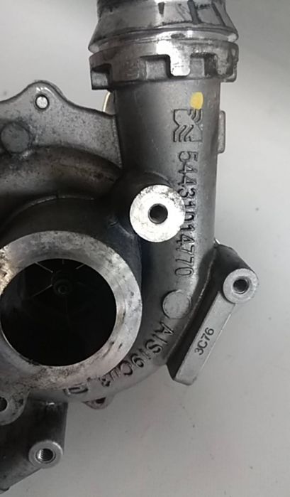 Turbo / compressor NISSAN Juke (F15)