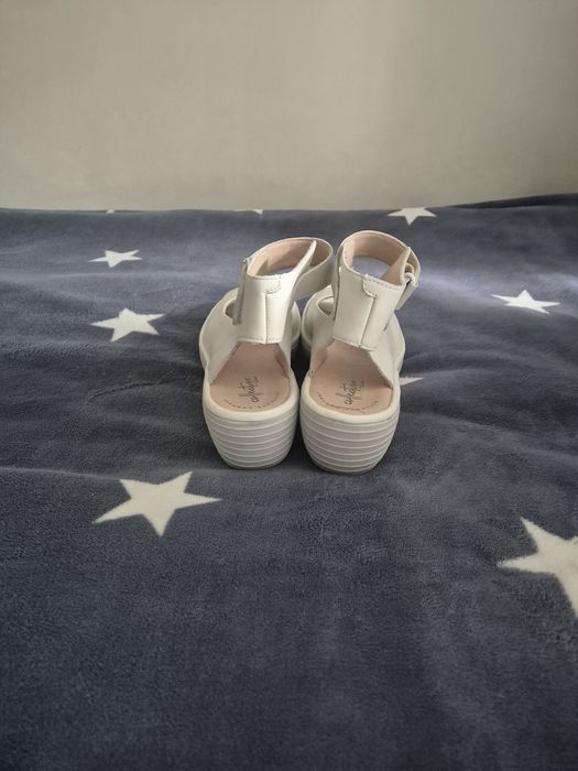 Nowe sandały damskie clarks r.41