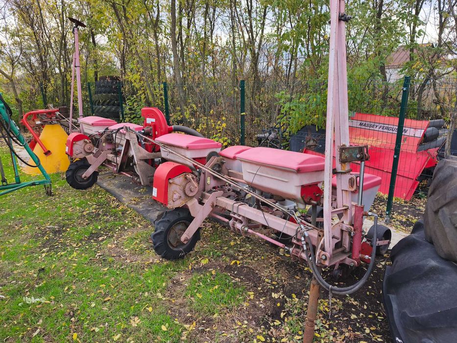 Сівалка точного висіву УПС8