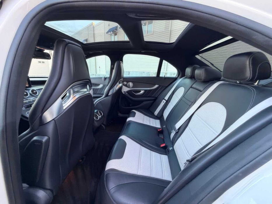 Mercedes-Benz C-Class AMG C 63 S      2017