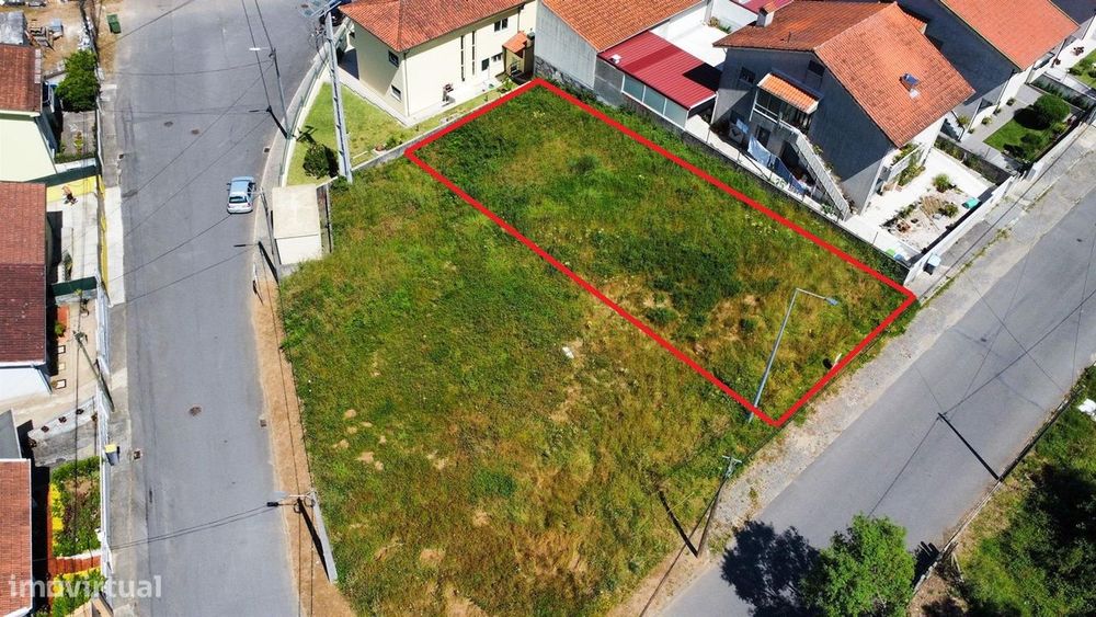 Lote para construção de moradia isolada na Alheira, em Pedroso — Pedroso E Seixezelo, Porto