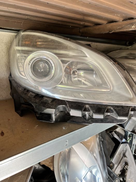 Renault grand scenic 2 lampa przód reflektor