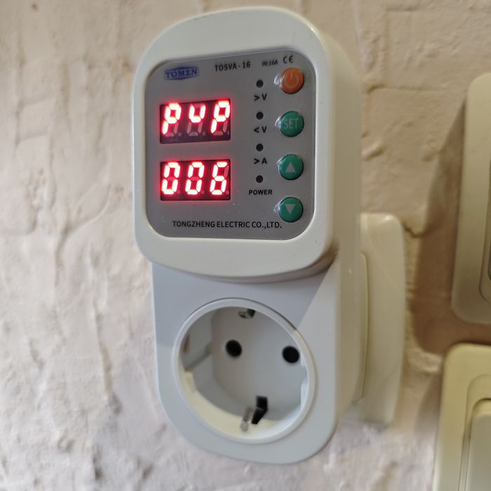 Реле контроля напряжения TOMZN TOSVA-16