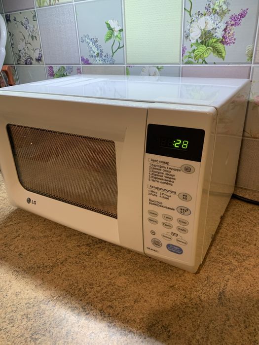 Микроволновка LG MB 4042G