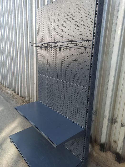 Пристіні перфоровані та острівні стелажі