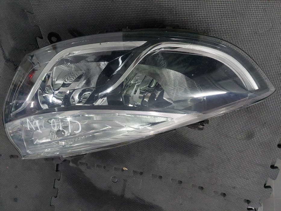 farol esq Renault Clio iv
