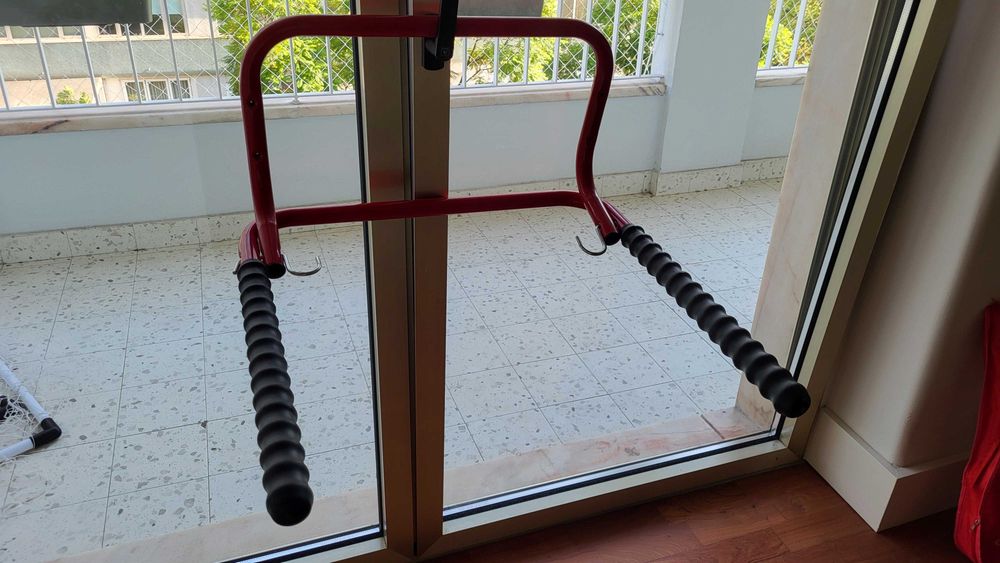 Suporte de Parede Duplo para Bicicletas (Vermelho / Rebatível)