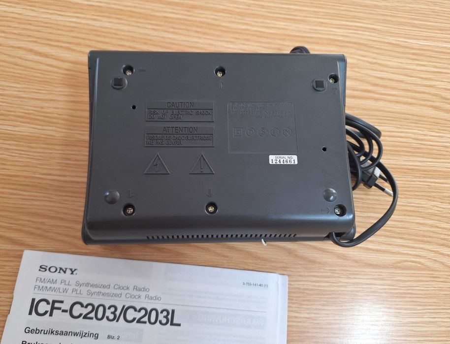 SONY-Radio despertador Modelo ICF-C203/C203L.
