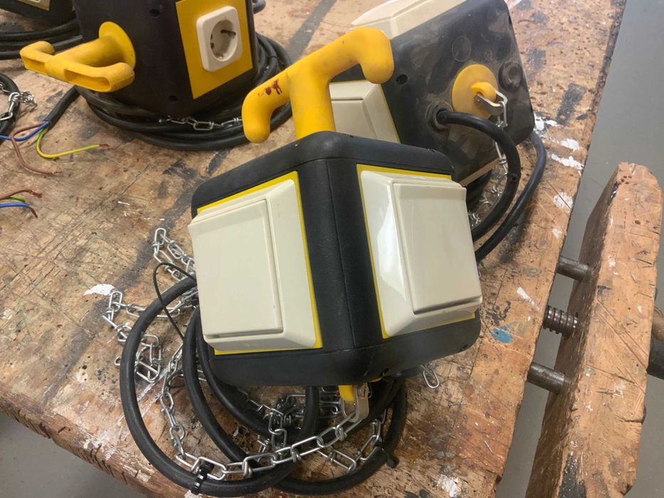 tomadas de suspender ao teto