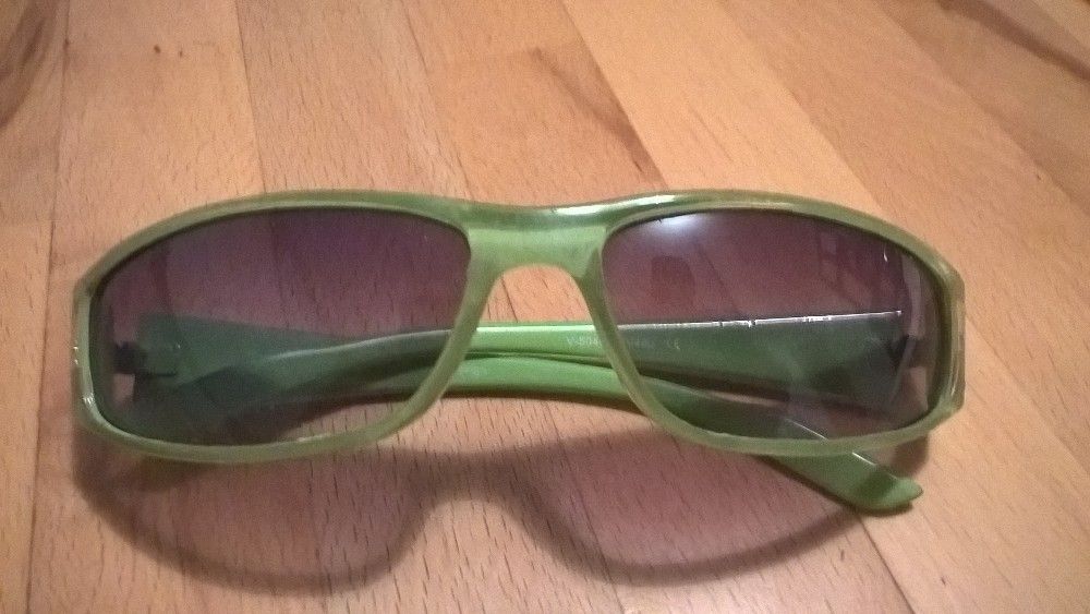 Okulary przeciwsłoneczne zielone