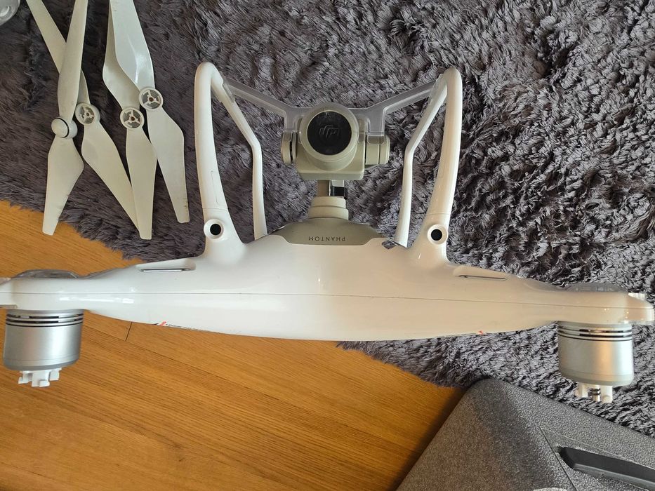 DRON DJI phantom 4 pro  super stan