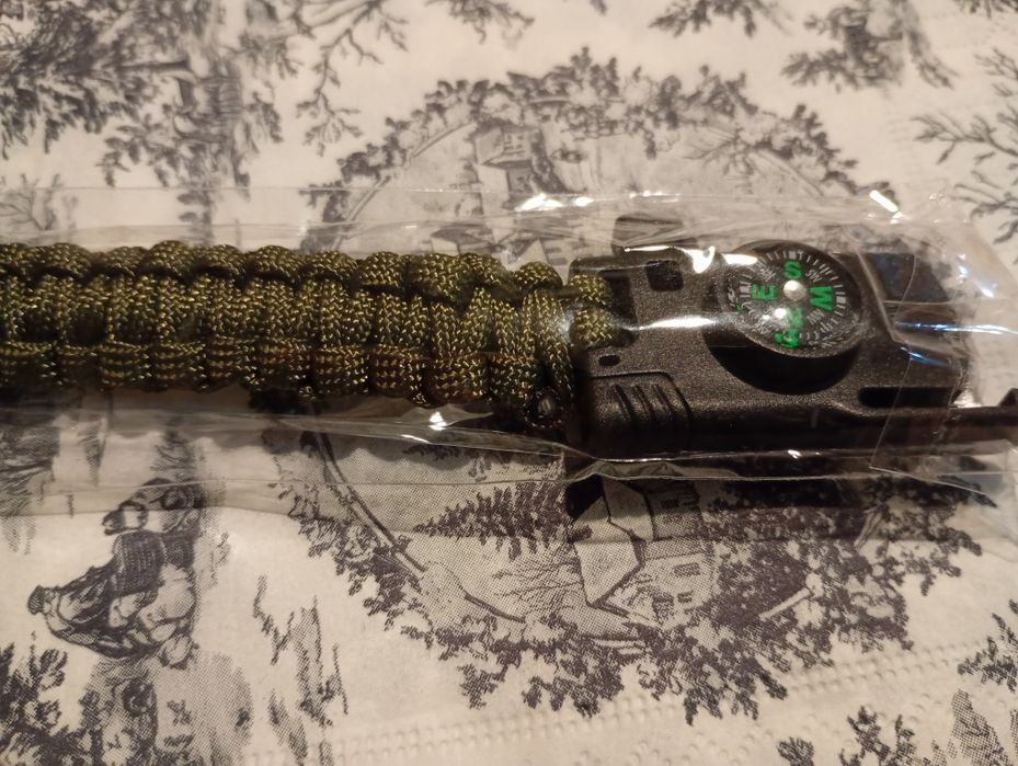 Nowa opaska survivalowa