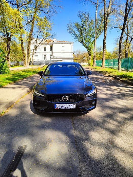 Volvo S60 Volvo S60 B5 AWD Core Dark Theme