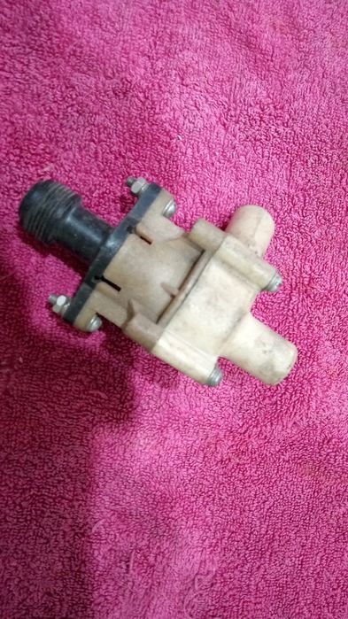 Механический насос для жидкости