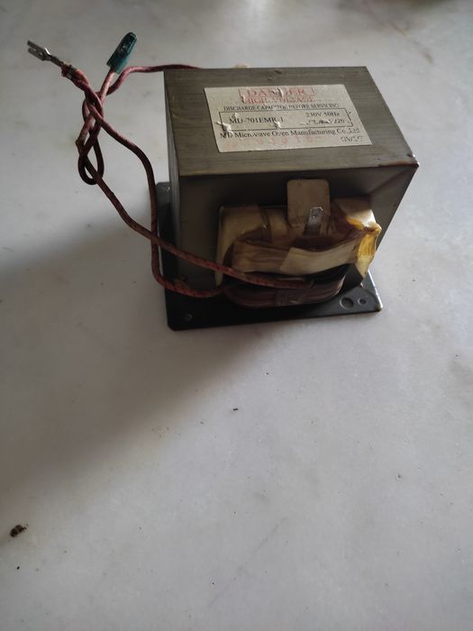 Transformador de micro-ondas