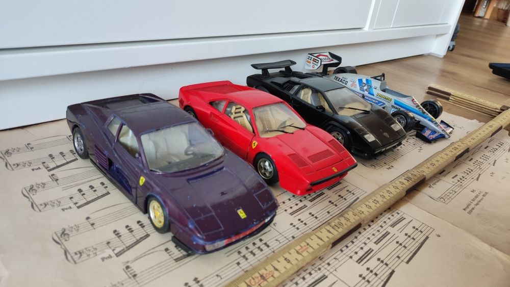 Miniaturas Burago Antigas