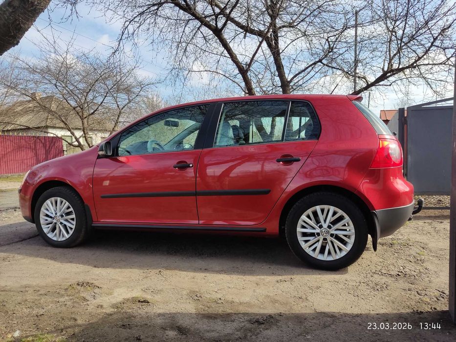 Продам VW Golf 5