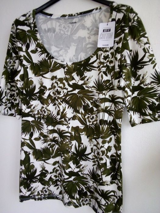 Blusa padrão verde - Tezenis - Tamanho L - Nova!