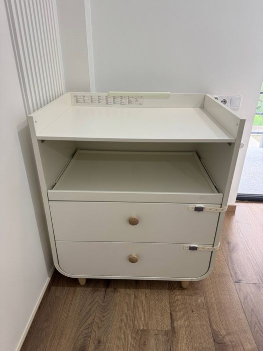 Пеленальний столик IKEA MYLLRA без пошкоджень