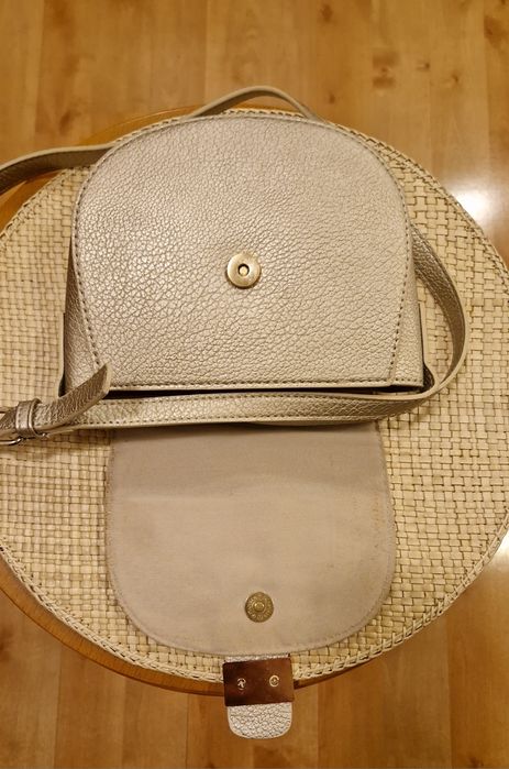 Wizytowa TOREBKA złota okrągła mała jak nowa na prezent