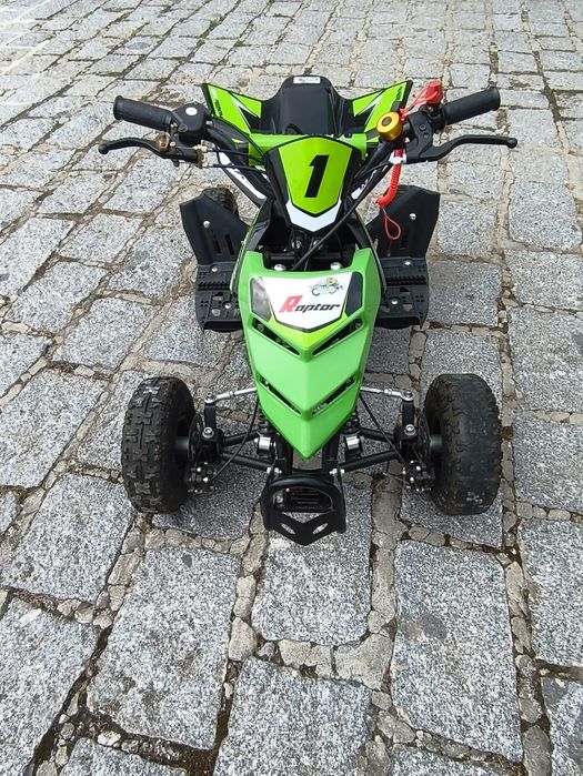Moto 4 criança até 60kg
