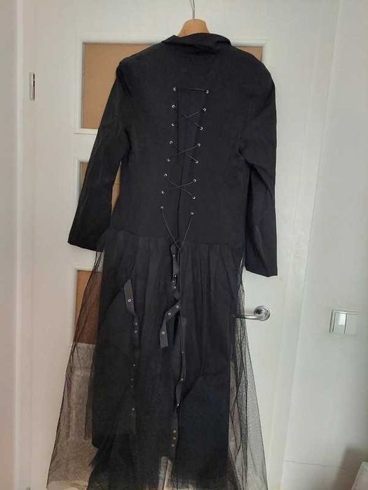 Piękny gotycki rozkloszowana płaszcz