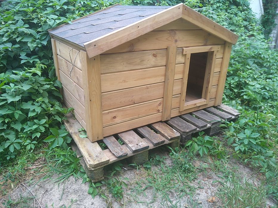 Дерев'яна будка. Собачі будки. Будка для собаки. Будка утепленна.