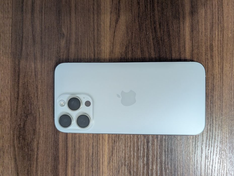 Iphone 15 pro max 256 Apple