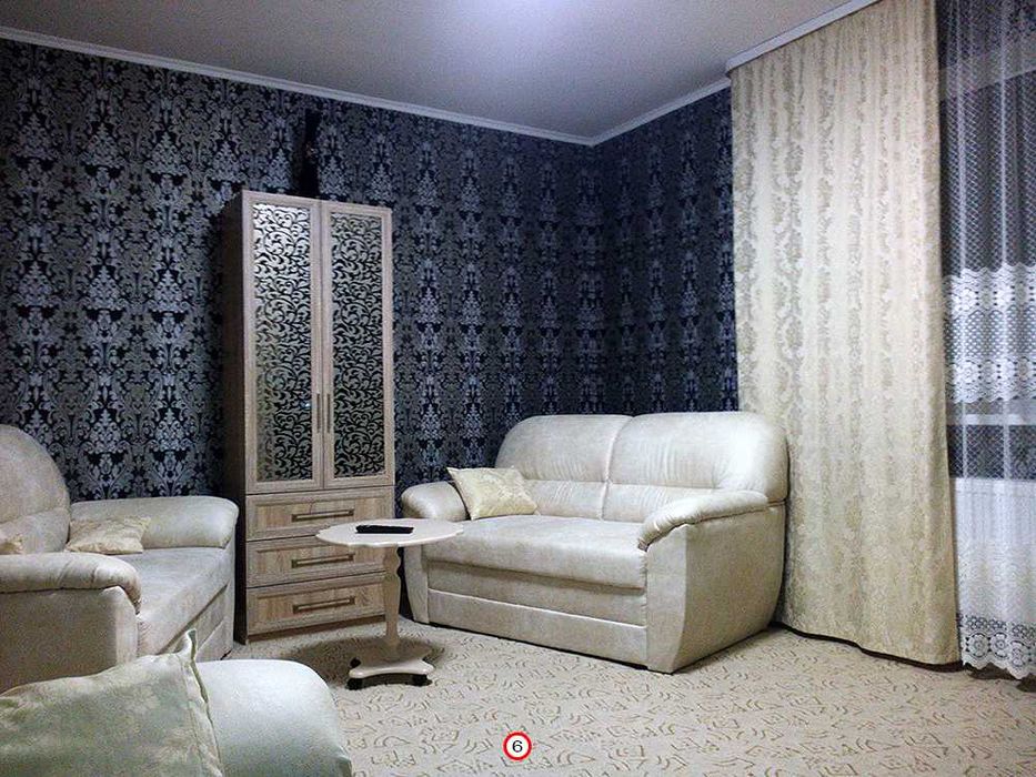 Дом 2 этажа в р-не Александровка, 163 м2 с гаражом, на 10 сотках.